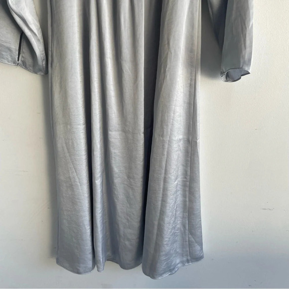 Wilfred Aritzia Bridgerton Satin midi Dress light gray smocked 22458 - Picture 9 of 13